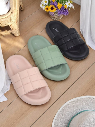 Royalfashion Damskie klapki Quilt Walk – mega sztos!