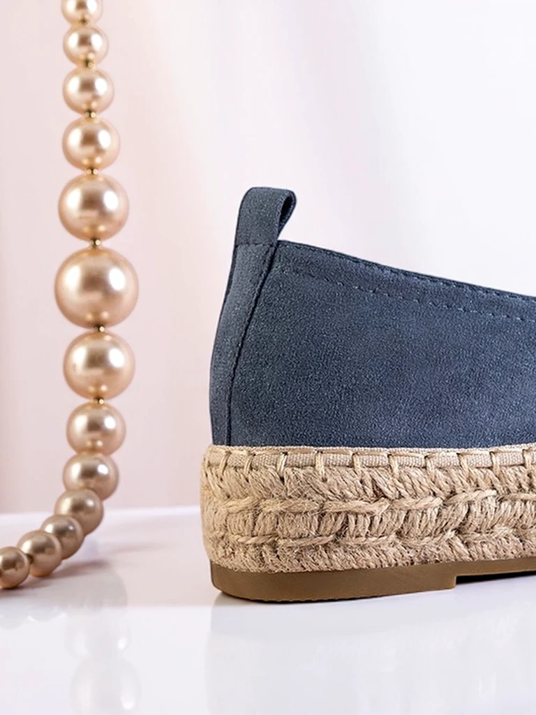 Moteriškos tamsiai mėlynos espadrilės su „Tinika“ puošmena - Avalynė