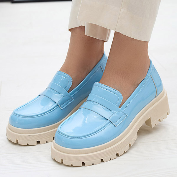 Royalfashion Mėlyni lakuoti mokasinai moterims Noppel