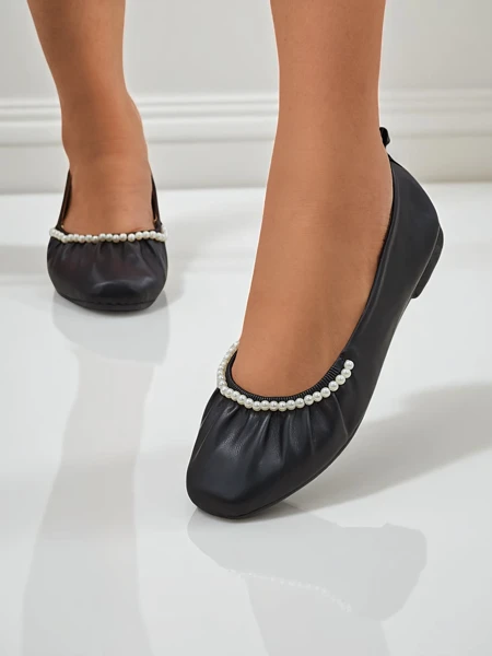Callisto Nero Balerinas - Black eco-leather balerinas with pearls, flat heel