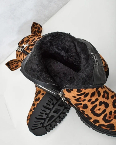 Royalfashion Сапоги из эко-замши с ремешком и молниями Redmisala