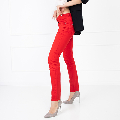 Красные женские брюки