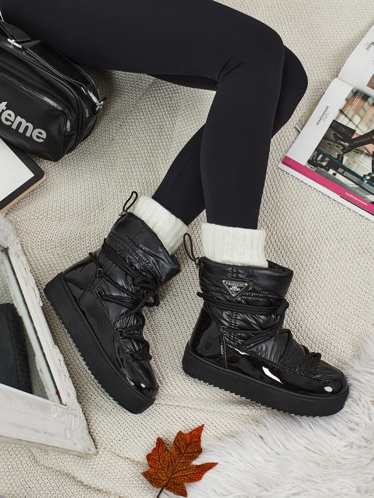 A'la sniego batai moterims su kailiuku Lysmora