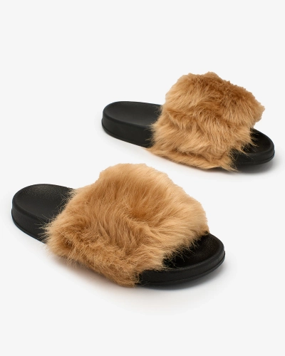 Бежевые женские шлепанцы с мехом Danita