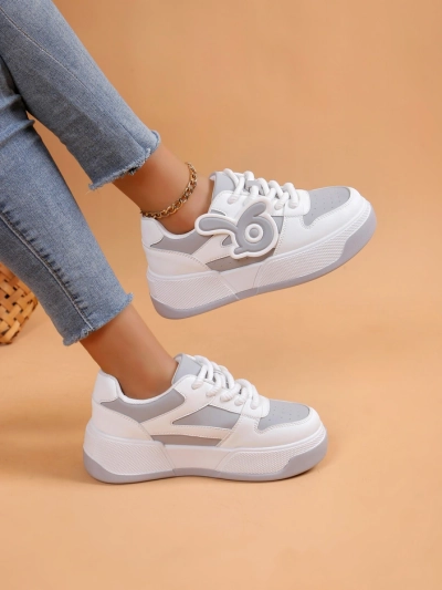 Royalfashion Женские спортивные кроссовки Tilotti