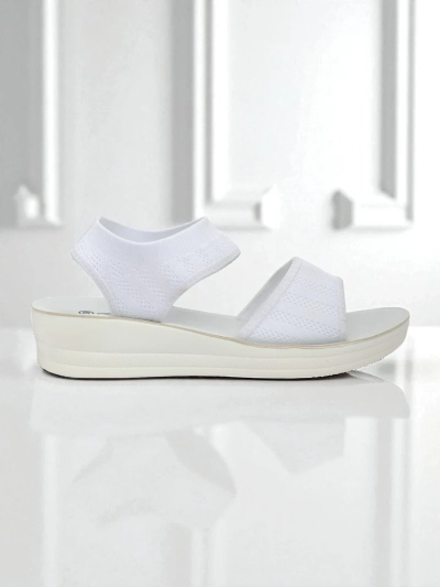 Royalfashion Viva Flex II – vasariškas stilius ir patogumas – čia jau rimtai!