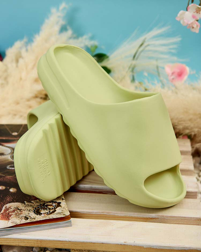 Royalfashion Женские резиновые шлепанцы Getter