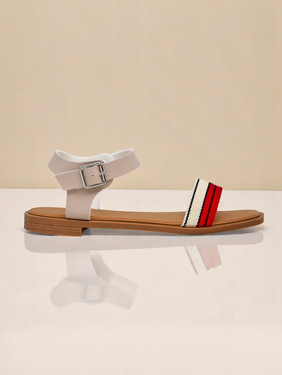 Royalfashion Женские сандалии на плоской подошве Naya