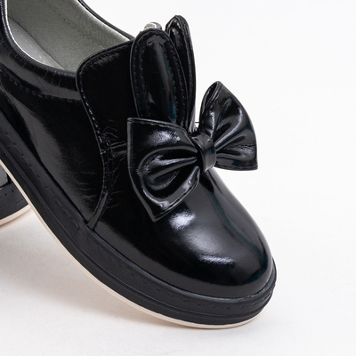 Черные детские лакированные полуботинки с отделкой Gigiss