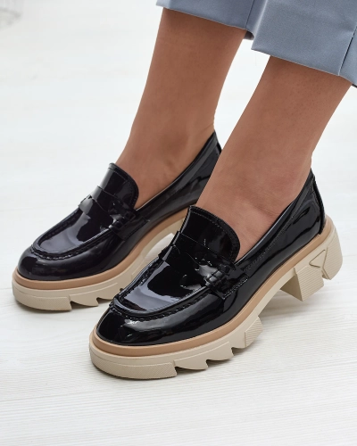 Черные женские мокасины из лакированной экокожи Sepop- Footwear