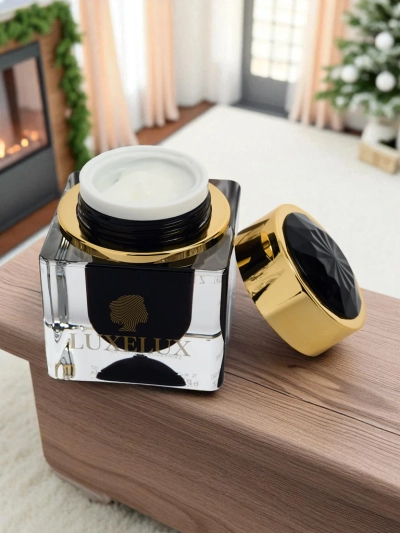 Luxelux veido kremas nuo raukšlių su III tipo kolagenu