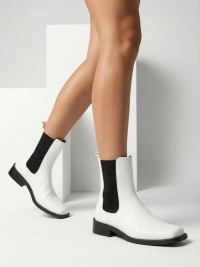 Moteriški Aulinukai Astra Balti Odiniai Elegantiški Rudeniui