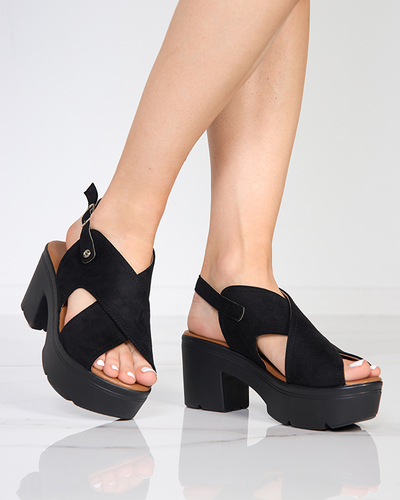 Черные босоножки на каблуке Mihele