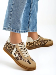 коричневый