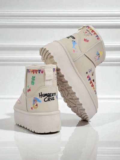 Lemuria Boots - Cream Doodle Snow Boots on a Chunky Furrini Sole