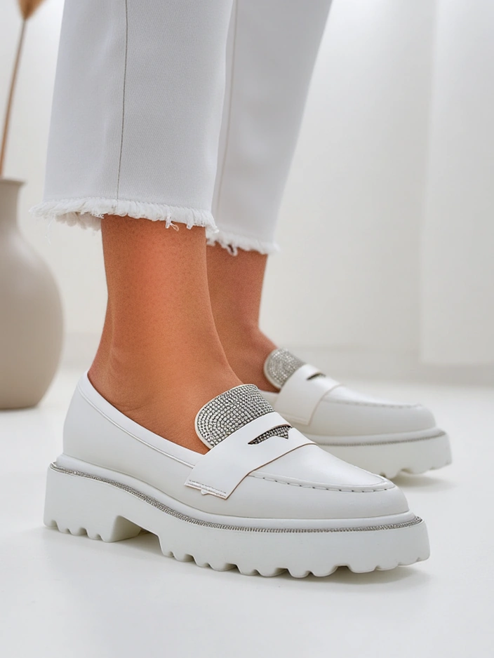 Royalfashion Женские мокасины с стразами Vinness