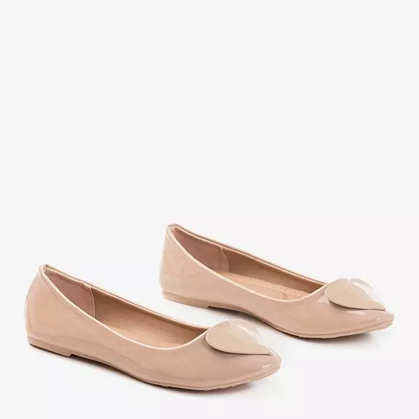 OUTLET Smėlio spalvos lakuotos balerinos su širdele Monzie - Batai