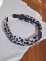 голубиный серый