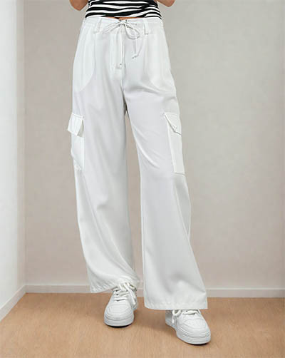 Royalfashion Moteriškos plačios kelnės su kišenėmis