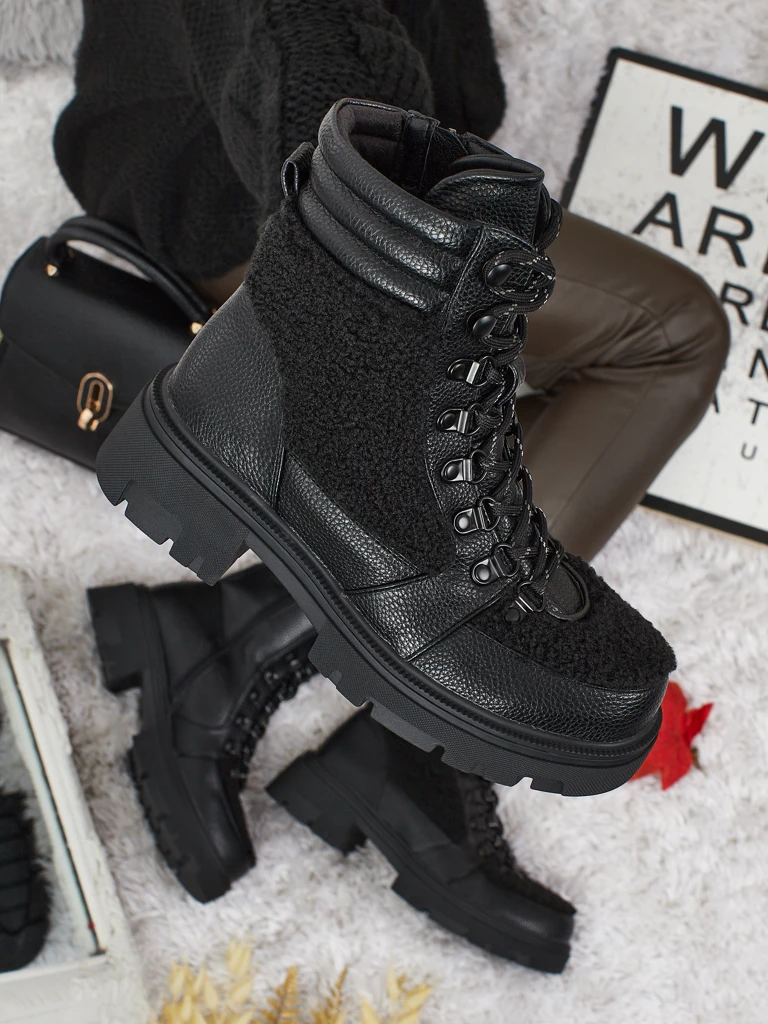 Moteriški aulinukai-batai su kailiuku Ardella