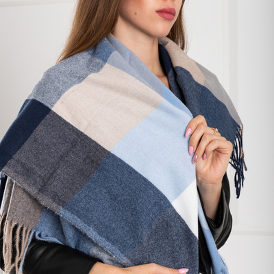 Темно-синий женский шарф в клетку