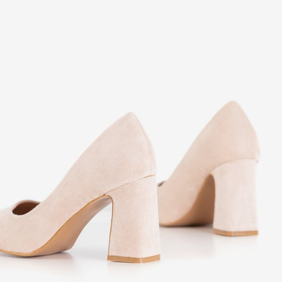 Smėlio spalvos moteriški bateliai ant aulo Simiela - Avalynė