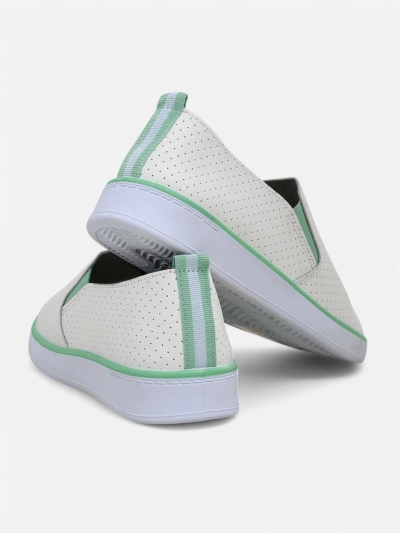 Royalfashion Женские перфорированные слипоны Kassias