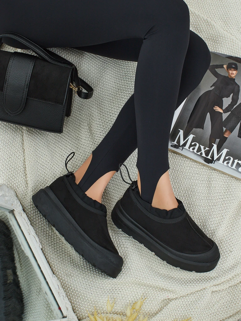 Короткие женские ботинки a'la снегоходы Velisee