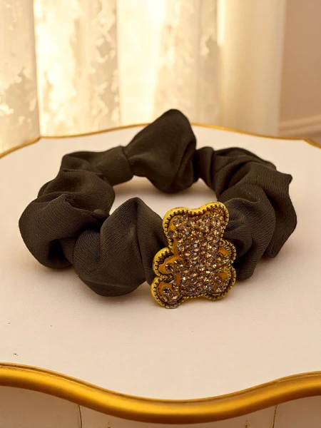 Royalfashion Plaukų gumytė su dekoratyviniu meškiuku Satin Teddy