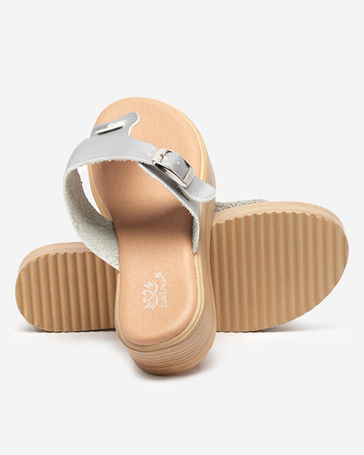 Серебряные женские шлепанцы на платформе Borico