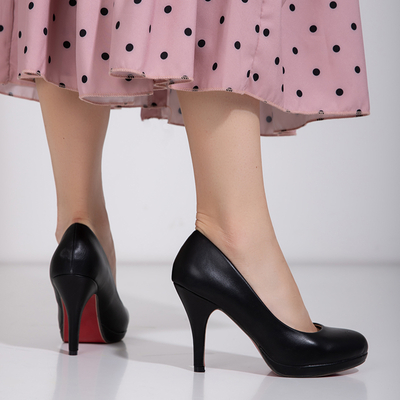 Czarne klasyczne czółenka Winnea - Obuwie