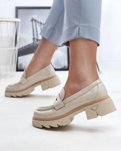 Бежевые женские мокасины из экокожи и лакированной кожи Sepop- Footwear