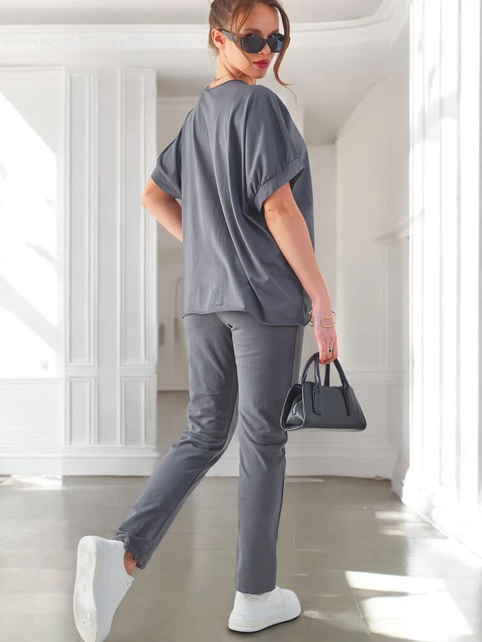 Комплект Royalfashion для женщин из хлопка с короткими рукавами и прямыми штанами