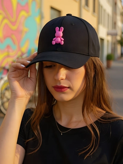 Royalfashion Кепка с нашивкой Bunny Chic