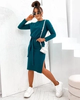 тёмно-зелёный