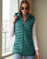 тёмно-зелёный