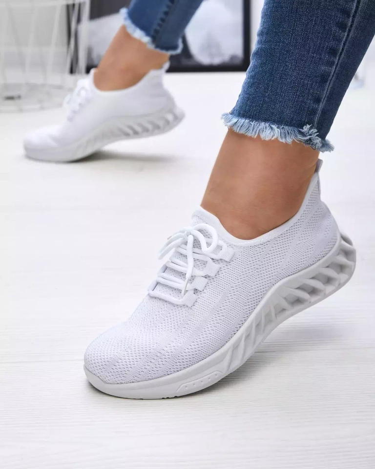 OUTLET Женские тканевые спортивные туфли белого цвета Acarfi- Footwear