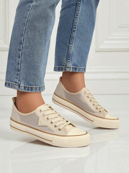 Aurelia Beige - damskie tenisówki na płaskiej podeszwie 3 cm