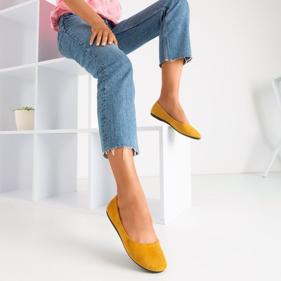 Желтые эко-замшевые балетки Mariusa