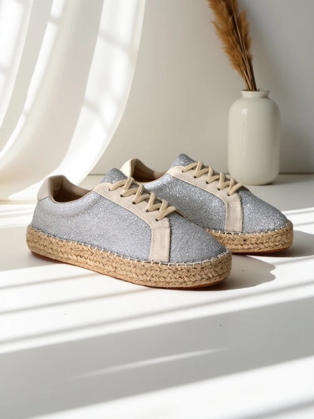 Royalfashion Moteriški sportbačiai su blizgučiais Sercele