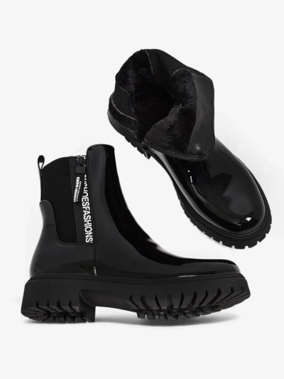 Lakiniai moteriški aulinukai Somaliane