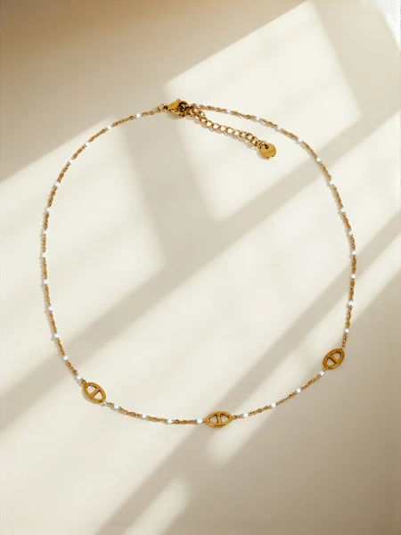 Aelia Maane vėrinys