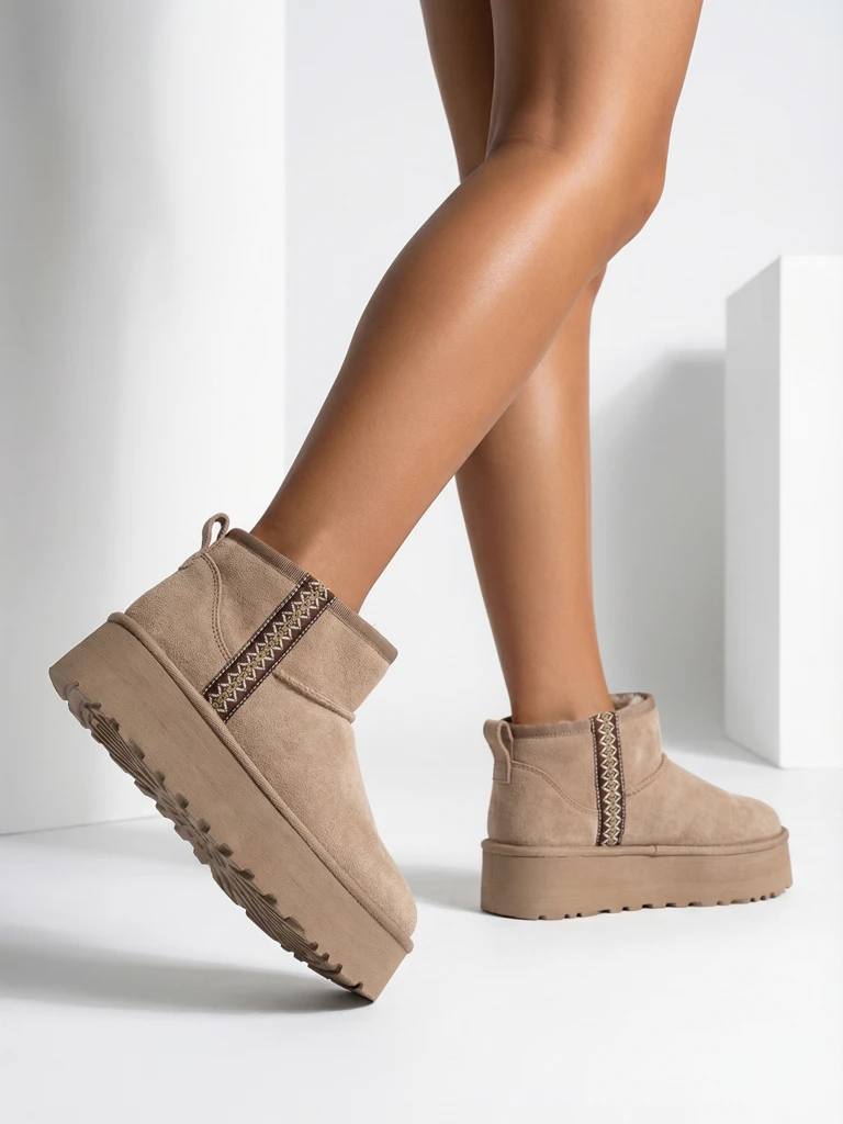 Royalfashion Женские угги стиля снежных сапог Халузи