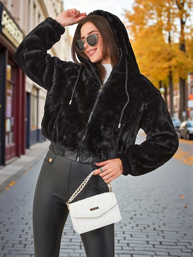 Женская куртка Royalfashion из искусственного меха