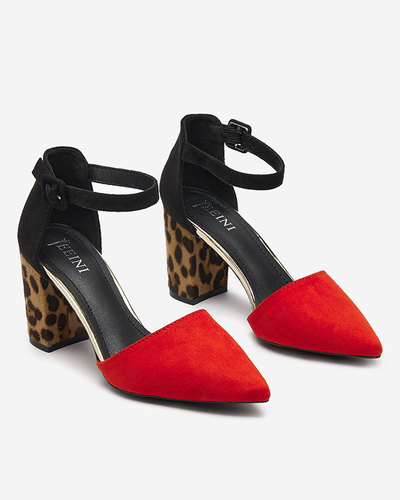 Raudonos spalvos pompos ant stulpo su leopardo kulnu Leilani - Batai
