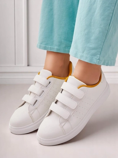 Royalfashion Женские спортивные кроссовки Pertis