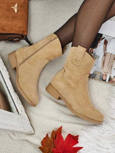 Moteriški aulinukai iš eko-zomšos Kelmoria