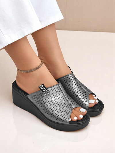 Royalfashion Damskie klapki na koturnie Luna Wedge – totalny sztos!