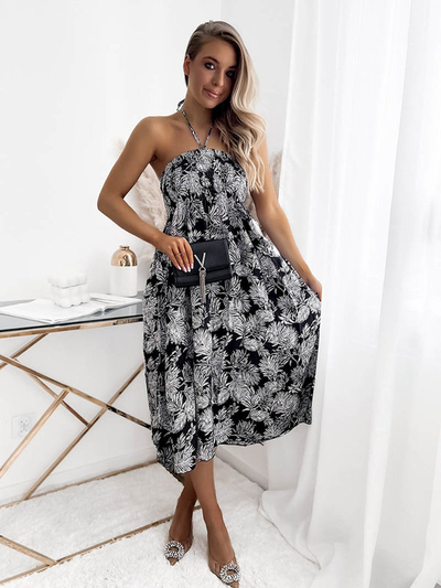 Moteriška juodai balta midi suknelė su gėlių motyvais PLUS SIZE - Apranga