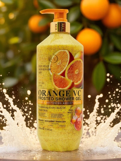 Dušo gelis su vitaminu C, eksfolijuojantis – drėkina ir suteikia spindesio